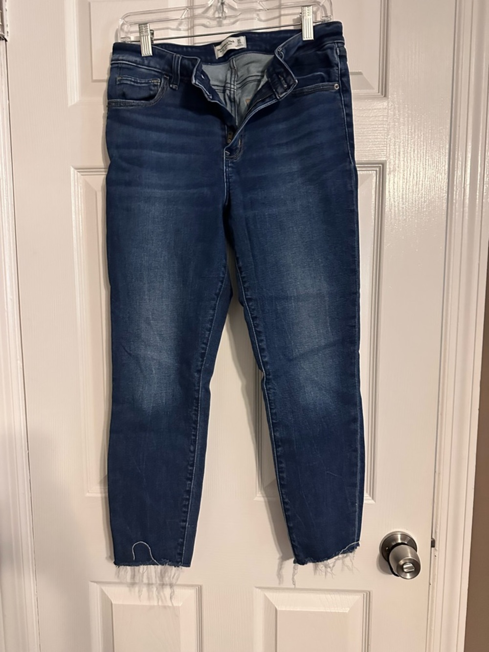 Abercrombie & Fitch Dark Indigo Cropped Skinny Jeans